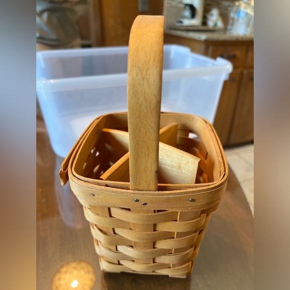 Signed Langaberger utensil basket - Picture 3 of 6